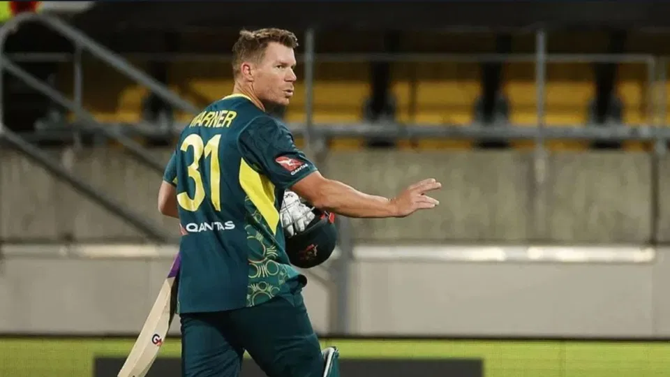 5 Times David Warner Became Cricket’s Biggest Talking Point For Wrong Reasons 